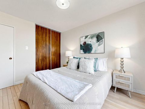 Photo 26 at 608 - 100 Canyon Avenue, Bathurst Manor, Toronto