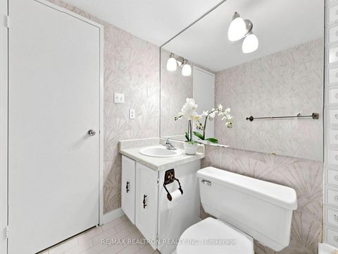 Photo 28 at 608 - 100 Canyon Avenue, Bathurst Manor, Toronto