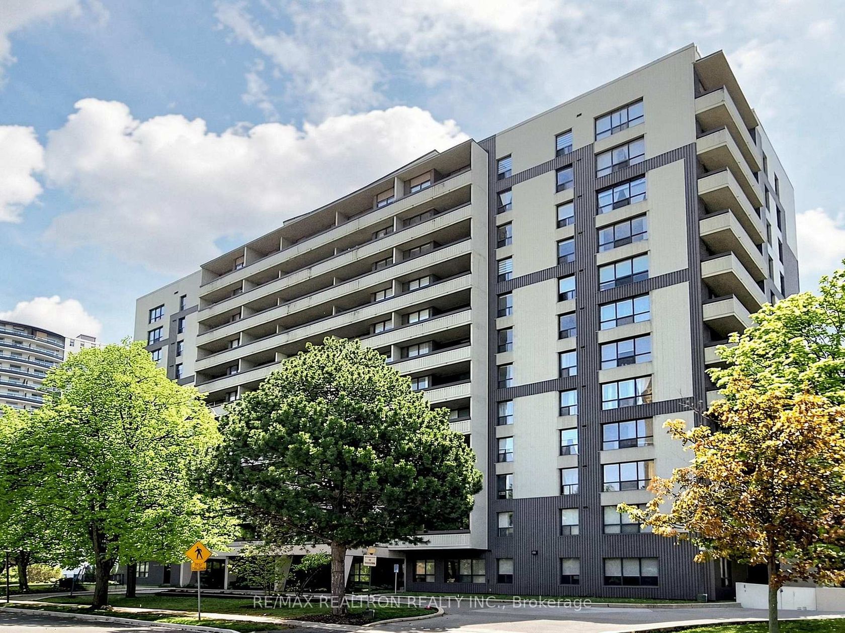 608 - 100 Canyon Avenue, Bathurst Manor, Toronto photo 7