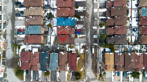 Photo 10 at 4 Treerun Avenue, Steeles, Toronto