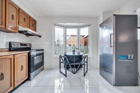 Photo 18 at 4 Treerun Avenue, Steeles, Toronto