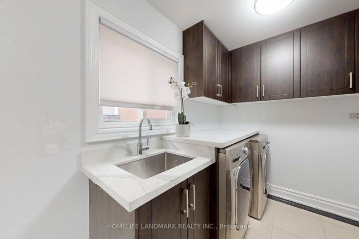 Photo 23 at 22 Lynda Mcneil Place, Middlefield, Markham