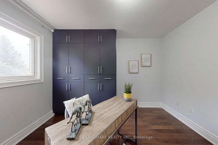 Photo 40 at 22 Lynda Mcneil Place, Middlefield, Markham