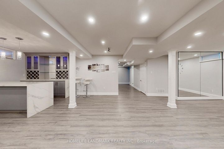 Photo 44 at 22 Lynda Mcneil Place, Middlefield, Markham