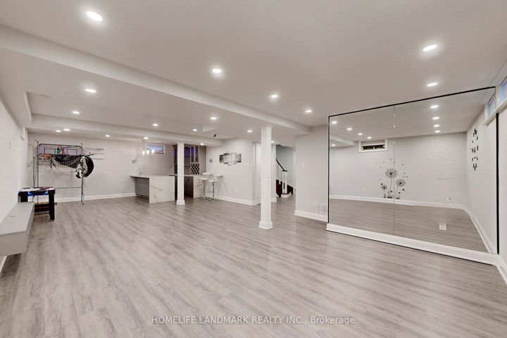Photo 45 at 22 Lynda Mcneil Place, Middlefield, Markham
