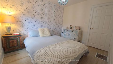 Photo 13 at 51 Thirty Sixth Street, Long Branch, Toronto
