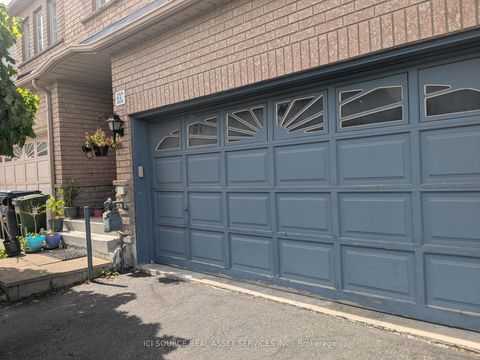 Photo 2 at 63C View Green Crescent, Clairville, Toronto
