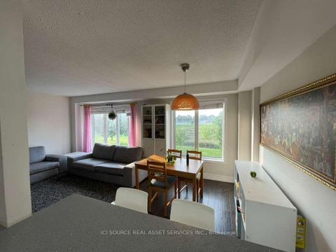 Photo 6 at 63C View Green Crescent, Clairville, Toronto