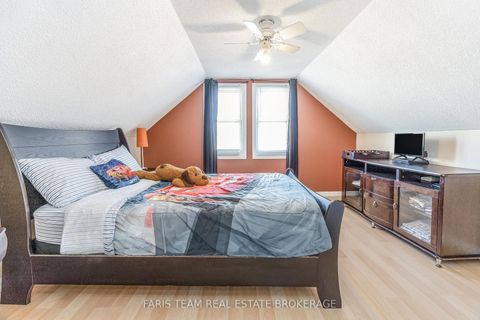Photo 13 at 2083 Lilac Drive, Alcona, Innisfil