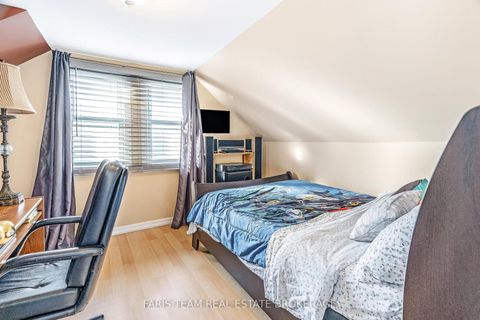 Photo 15 at 2083 Lilac Drive, Alcona, Innisfil