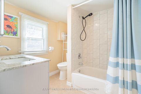 Photo 16 at 2083 Lilac Drive, Alcona, Innisfil