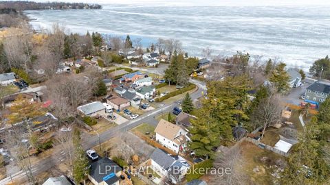 Photo 2 at 11 Hardwood Drive, Sutton & Jackson's Point, Georgina