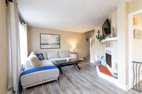 Photo 4 at 11 Hardwood Drive, Sutton & Jackson's Point, Georgina