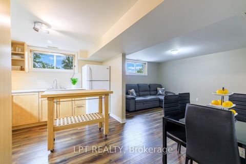 Photo 19 at 11 Hardwood Drive, Sutton & Jackson's Point, Georgina