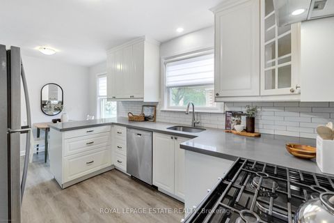 Photo 6 at 36 Linelle Street, Westgate, Toronto