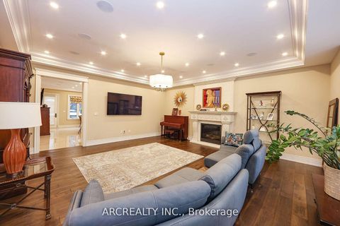 Photo 9 at 188 Alfred Avenue, Willowdale East, Toronto