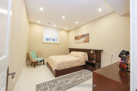 Photo 35 at 188 Alfred Avenue, Willowdale East, Toronto