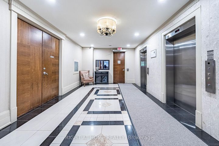 Photo 4 at 512 - 2 Rean Drive, Bayview Village, Toronto