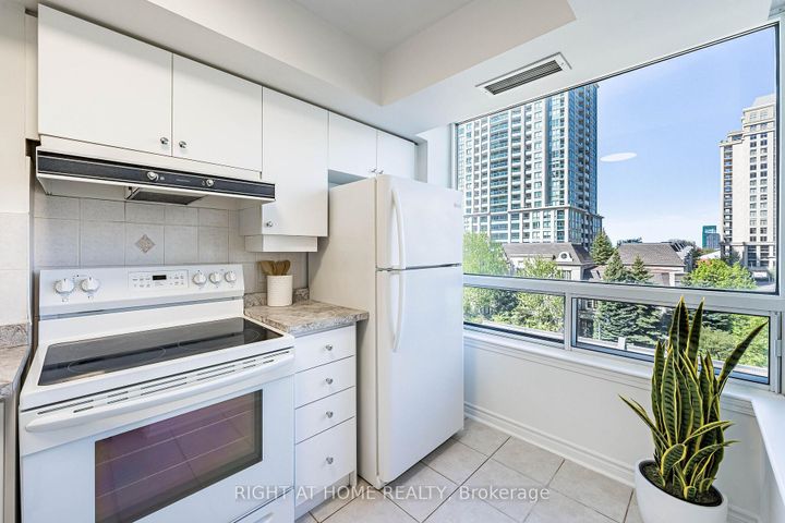 Photo 21 at 512 - 2 Rean Drive, Bayview Village, Toronto