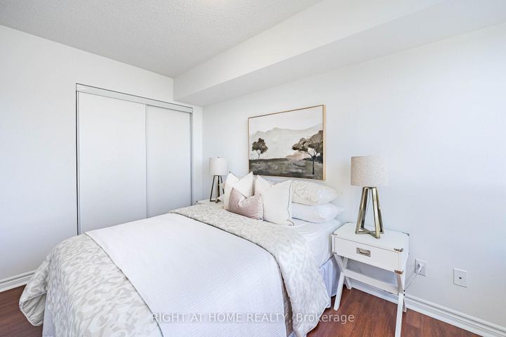Photo 30 at 512 - 2 Rean Drive, Bayview Village, Toronto