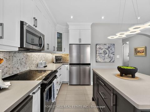 Photo 11 at 92 Seabreeze Avenue, Patterson, Vaughan