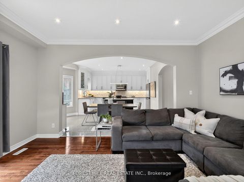 Photo 17 at 92 Seabreeze Avenue, Patterson, Vaughan