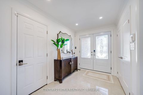 Photo 8 at 27 Denlow Boulevard, Don Mills, Toronto