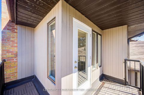 Photo 33 at 27 Denlow Boulevard, Don Mills, Toronto