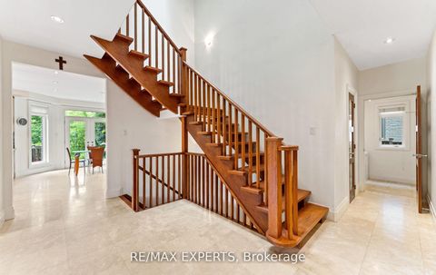 Photo 14 at 120 Riverside Drive, East Woodbridge, Vaughan