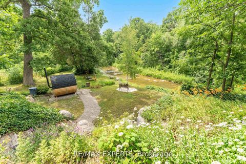 Photo 43 at 120 Riverside Drive, East Woodbridge, Vaughan