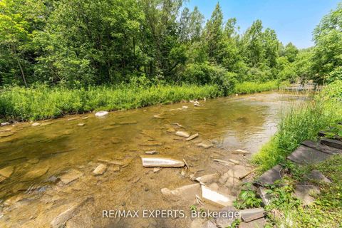 Photo 45 at 120 Riverside Drive, East Woodbridge, Vaughan