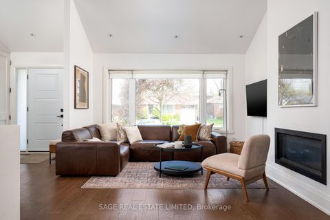 Photo 11 at 7 Rathgar Avenue, Etobicoke West Mall, Toronto