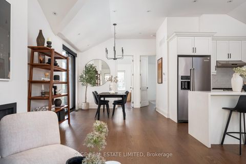 Photo 14 at 7 Rathgar Avenue, Etobicoke West Mall, Toronto