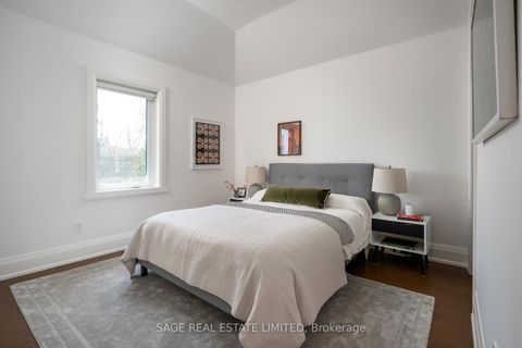 Photo 20 at 7 Rathgar Avenue, Etobicoke West Mall, Toronto