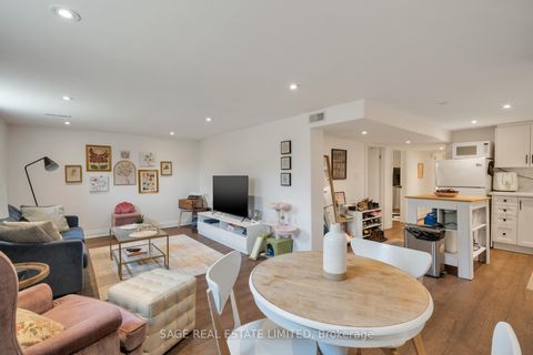 Photo 32 at 7 Rathgar Avenue, Etobicoke West Mall, Toronto