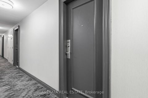 Photo 10 at 440 - 109 Front Street E, Waterfront Communities C8, Toronto