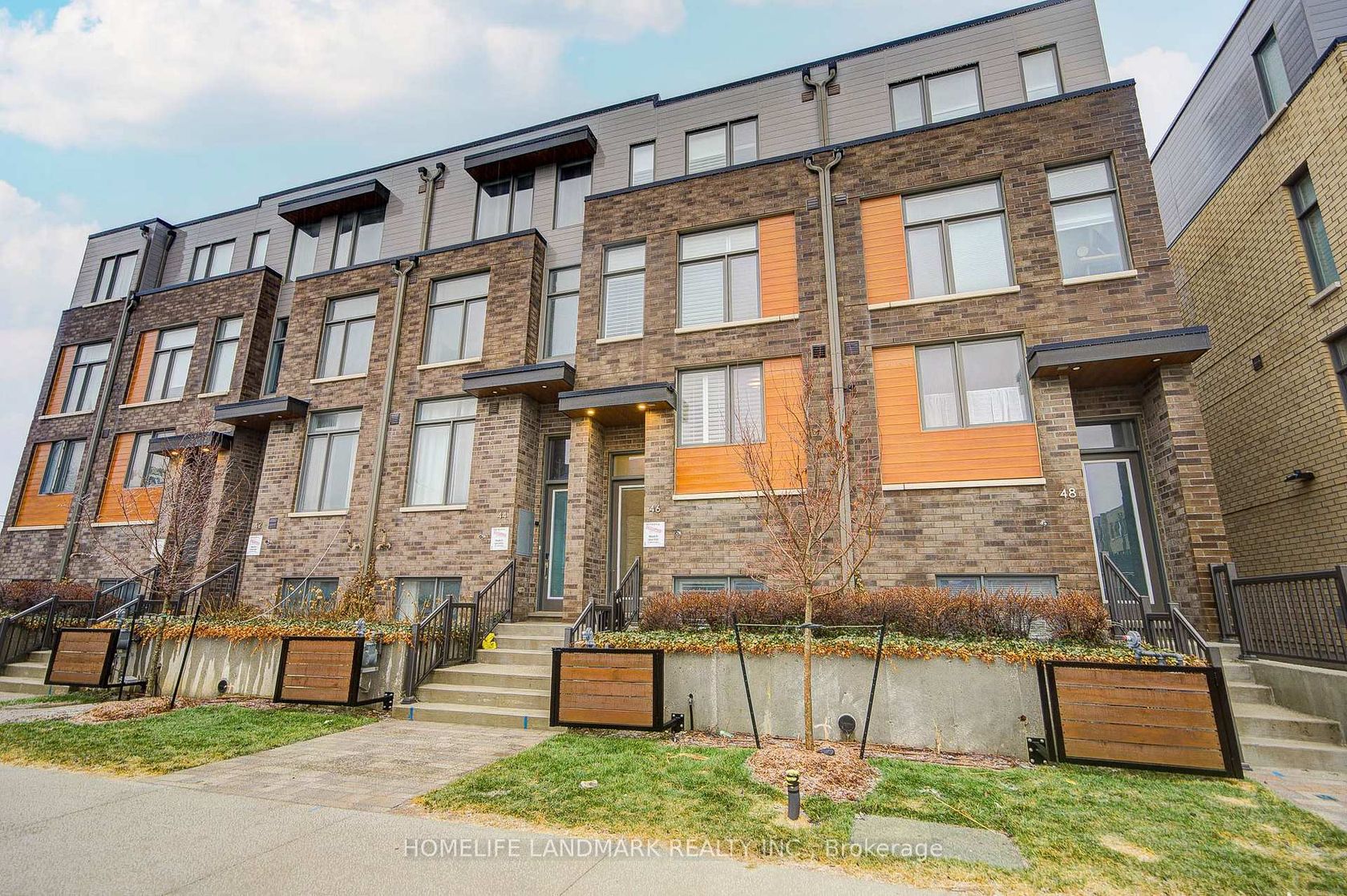 46 Hooyo Terrace, Lawrence, Toronto 