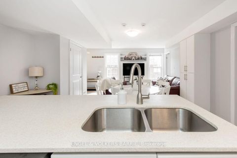 Photo 10 at 16 - 242 Penetanguishene Road, Georgian Drive, Barrie