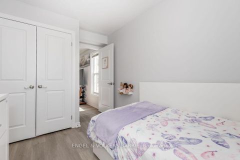 Photo 13 at 16 - 242 Penetanguishene Road, Georgian Drive, Barrie