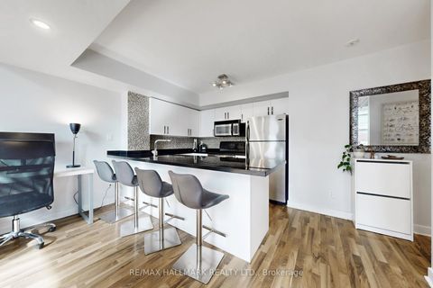 Photo 13 at 314 - 21 Earl Street, North St. James Town, Toronto