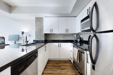 Photo 14 at 314 - 21 Earl Street, North St. James Town, Toronto
