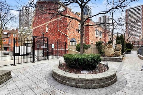 Photo 31 at 314 - 21 Earl Street, North St. James Town, Toronto