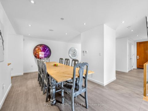 Photo 7 at 76 Ferris Road, Parkview, Toronto