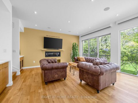 Photo 10 at 76 Ferris Road, Parkview, Toronto