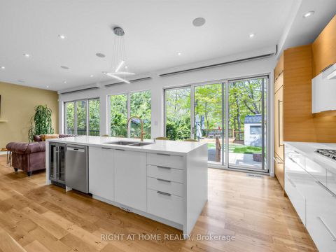 Photo 13 at 76 Ferris Road, Parkview, Toronto