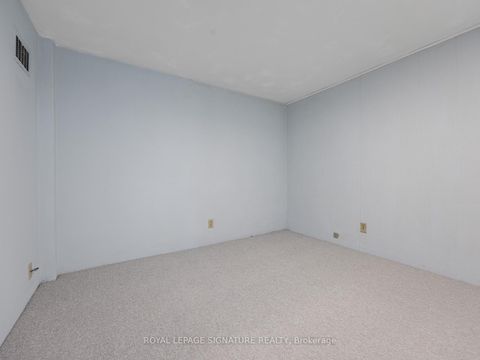 Photo 26 at 4 Burdock Lane, Don Mills, Toronto