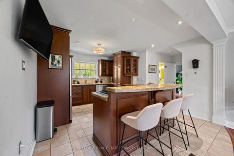 Photo 12 at 28 Holloway Road, City Centre West, Toronto