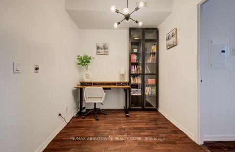 Photo 11 at 3008 - 215 Fort York Boulevard, Niagara, Toronto