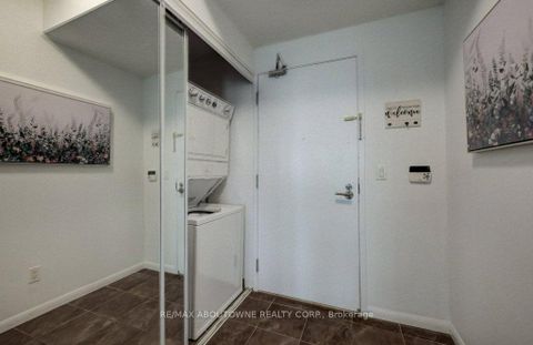 Photo 13 at 3008 - 215 Fort York Boulevard, Niagara, Toronto