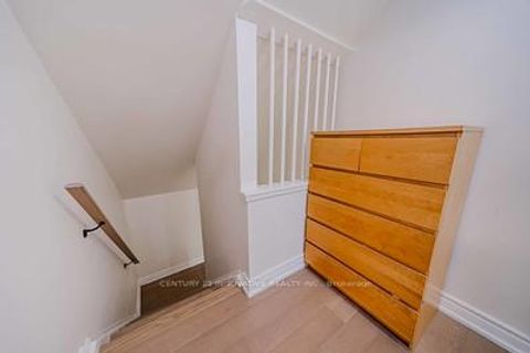 Photo 18 at 38 Deerfield Road, Bendale, Toronto